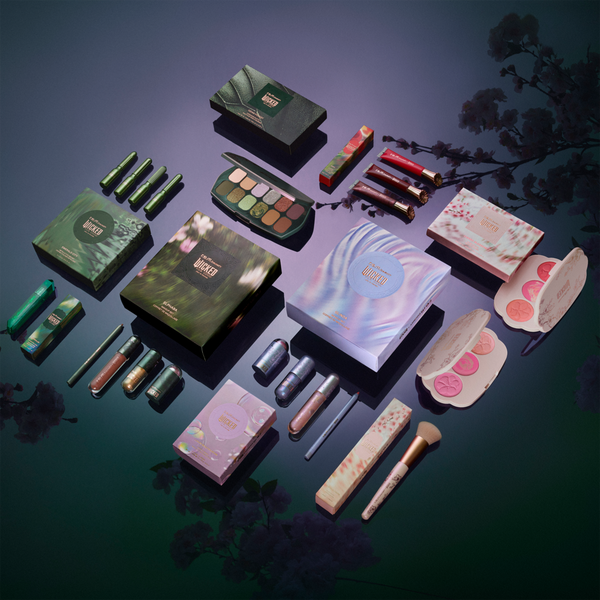 r.e.m. beauty Elphaba Makeup Set #7