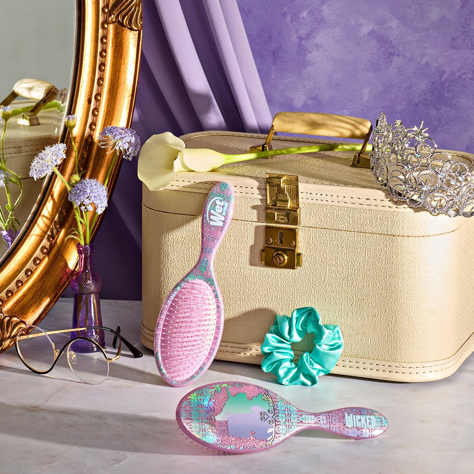 Wicked 2.0 Detangle and Style Kit - True Friendship