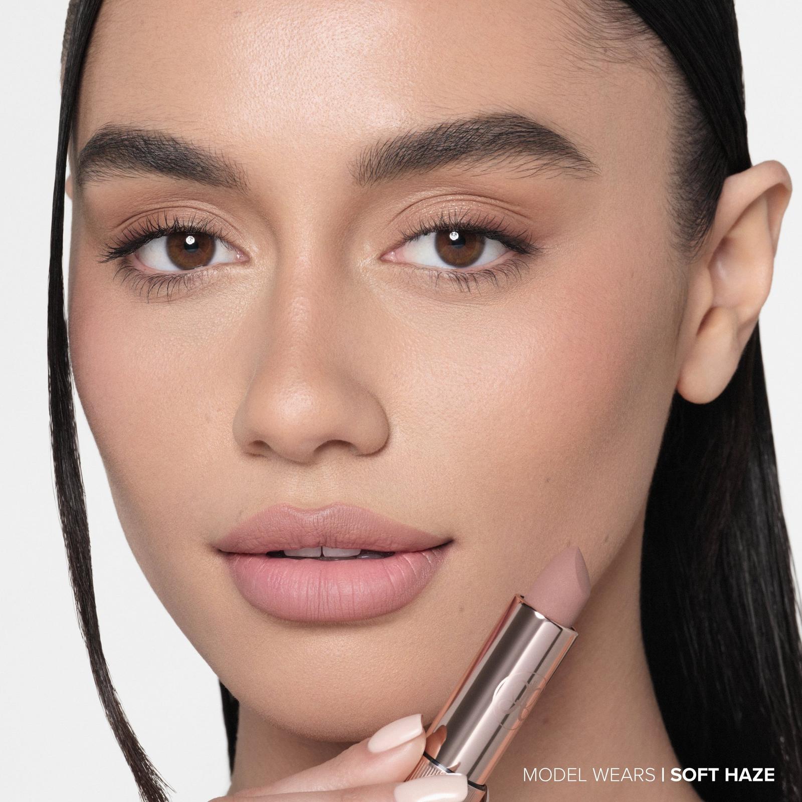 Full-Pigment Matte & Satin Velvet Lipstick - Soft Haze