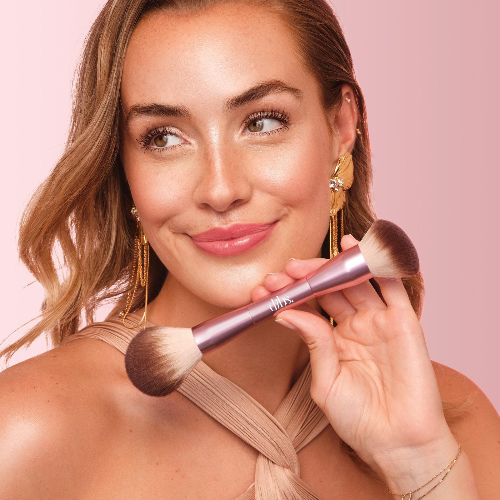 Limited Edition Duo Face Brush For Cream + Powder