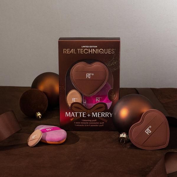 Real Techniques Matte + Merry Makeup Puff Gift Set #5