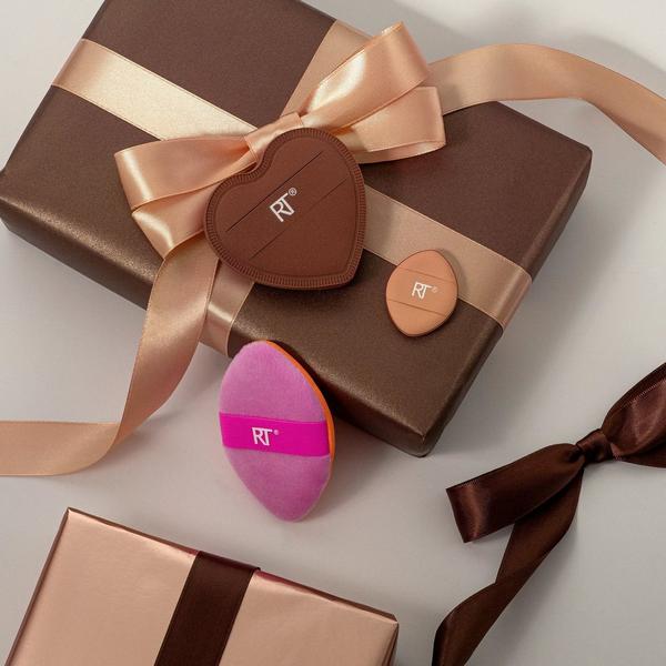 Real Techniques Matte + Merry Makeup Puff Gift Set #6