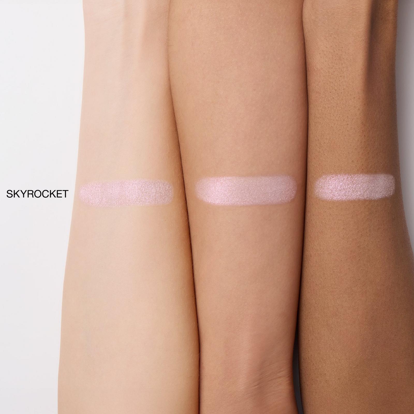 Aura Illuminating Face & Body Powder - SKYROCKET