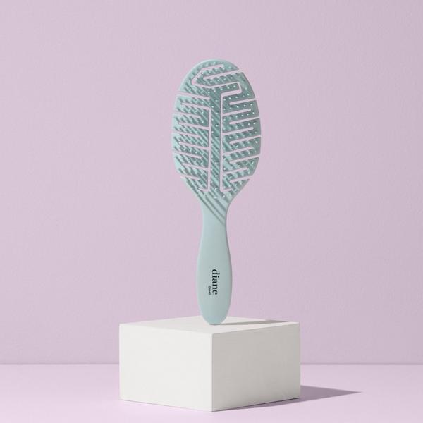 Diane Static-Free Vent Brush #4
