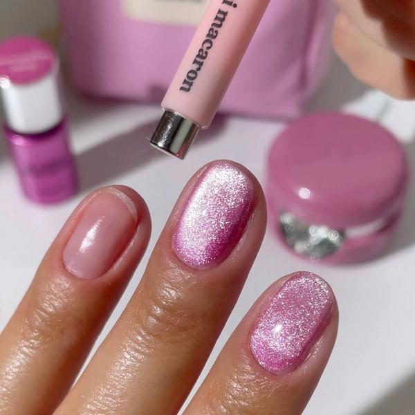 Le Mini Macaron Velvet Cat Eye Gel Manicure Kit #4