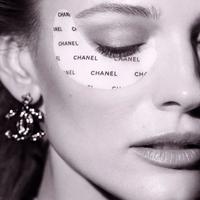 CHANEL - LE LIFT FLASH EYE SMOOTHS – FIRMS – TIGHTENING EFFECT