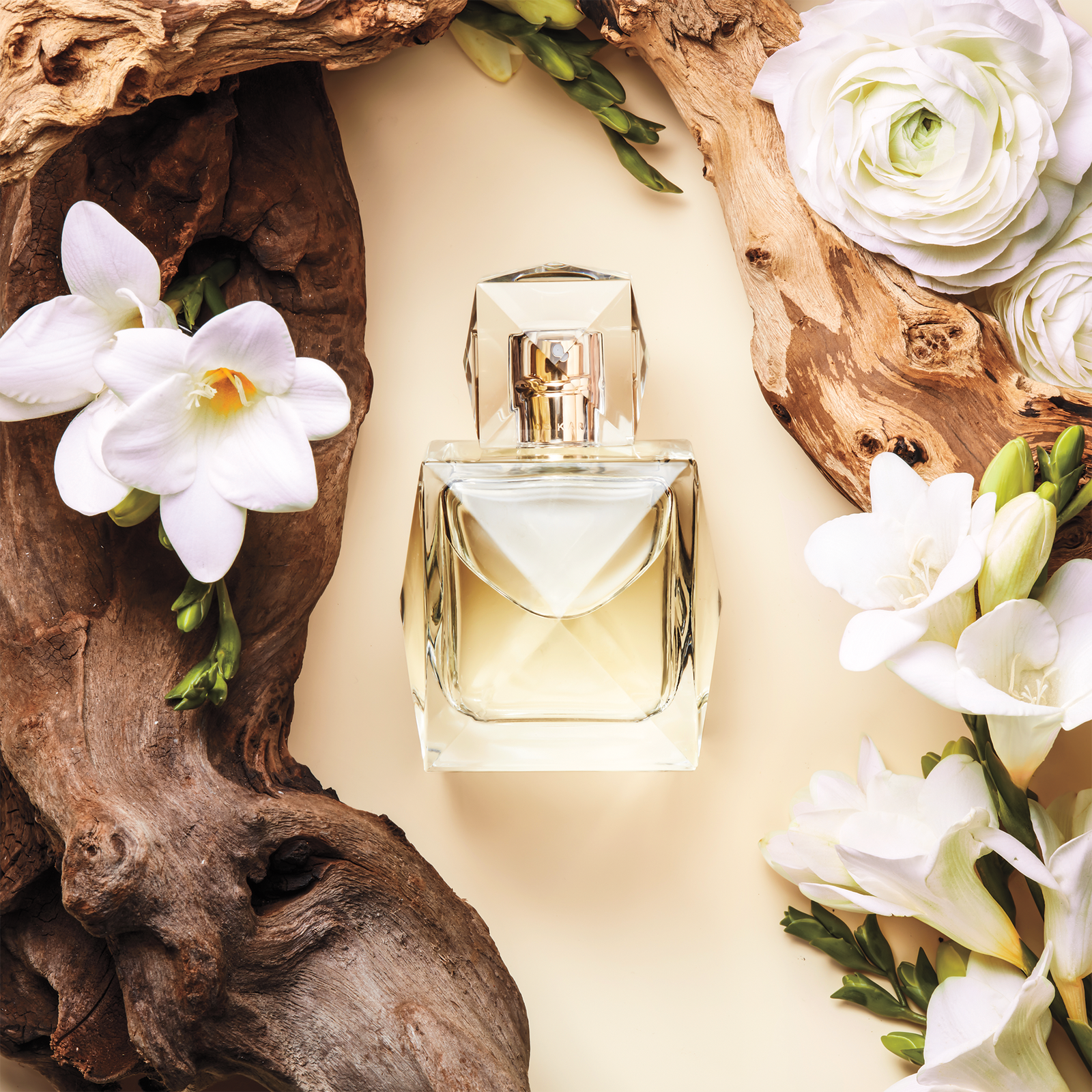 XO KHLOÉ by KHLOÉ KARDASHIAN Holiday Gift Set