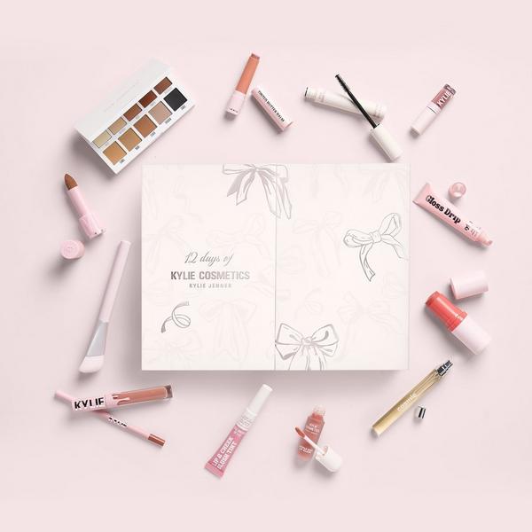 KYLIE COSMETICS 12 Days of Kylie Advent Calendar #3