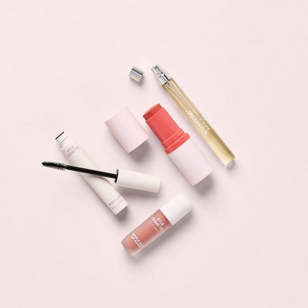 KYLIE COSMETICS 12 Days of Kylie Advent Calendar #6
