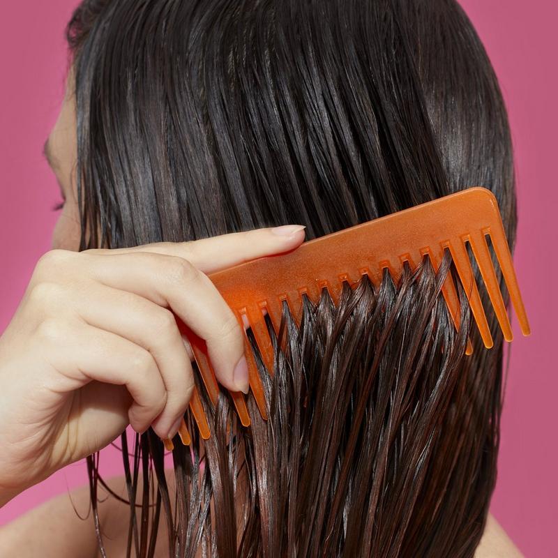 amika The Wizard Detangling Primer #4