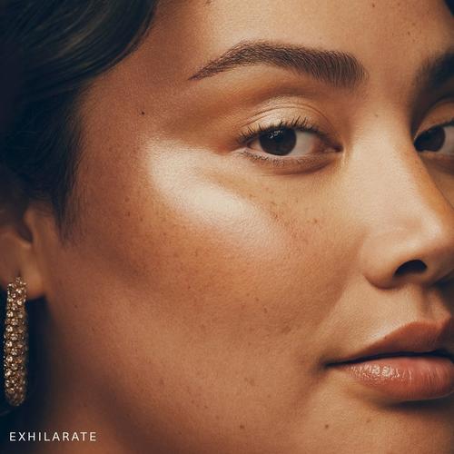 Rare Beauty - Exhilarate Positive Light Silky Touch Highlighter