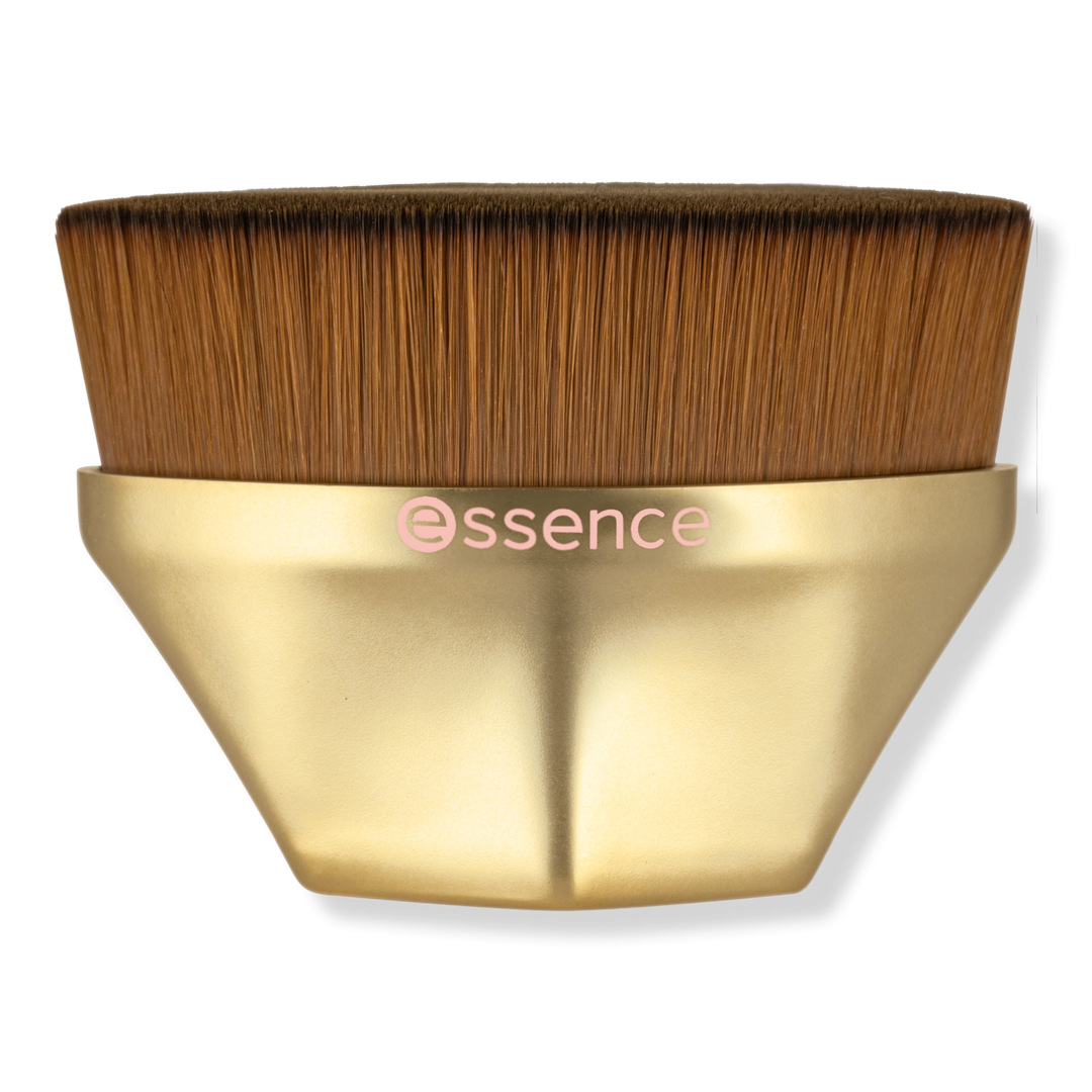 Essence Yee Haw! Glow Brush #1