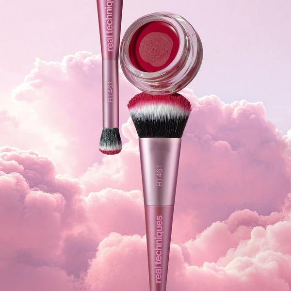 Real Techniques Cloudtopia Blush Brush #4