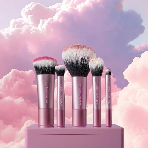 Real Techniques Cloudtopia Touchup Makeup Brush Set #4