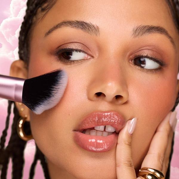 Real Techniques Cloudtopia Blonzing Brush #4