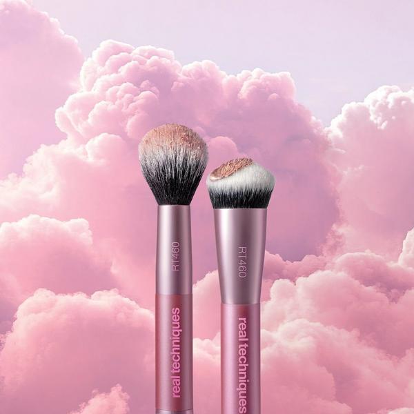 Real Techniques Cloudtopia Highlight & Detail Brush #5
