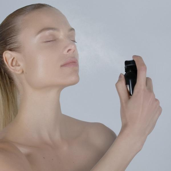 PAT McGRATH LABS Skin Fetish: Glass 001 Legendary Glow Setting Spray #5