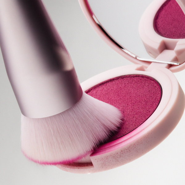 KYLIE COSMETICS Blush Brush #3