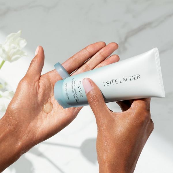 Estée Lauder DayWear Glow Boost Jelly Cleanser #7