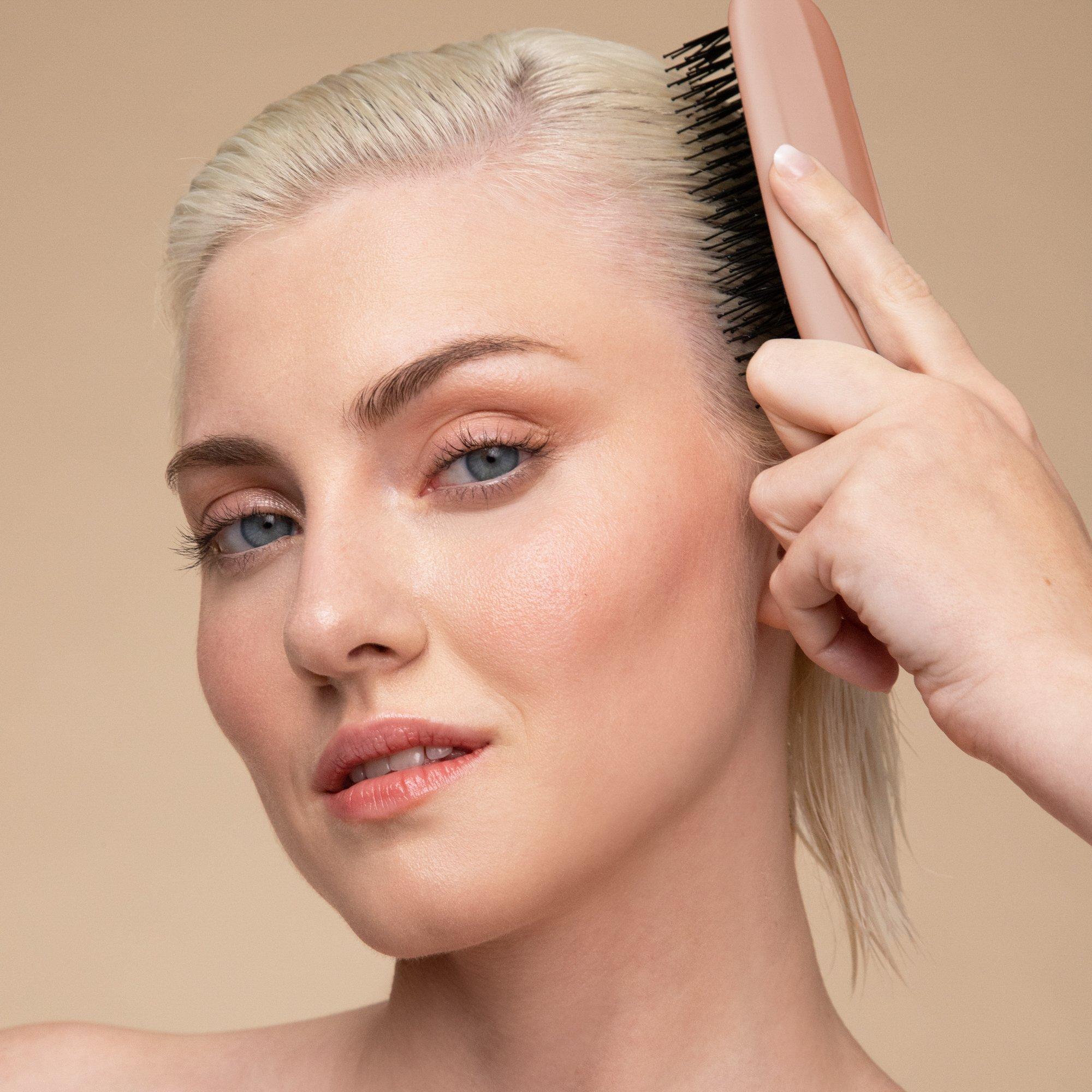 Kitsch Scalp Renewal Hair Brush - Thumbnail 4