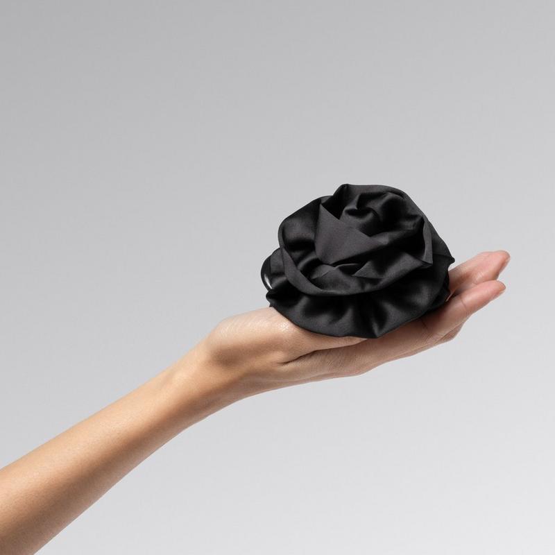 Kitsch - Black Satin Rosette Medium Flat Cloud Clip | Ulta Beauty