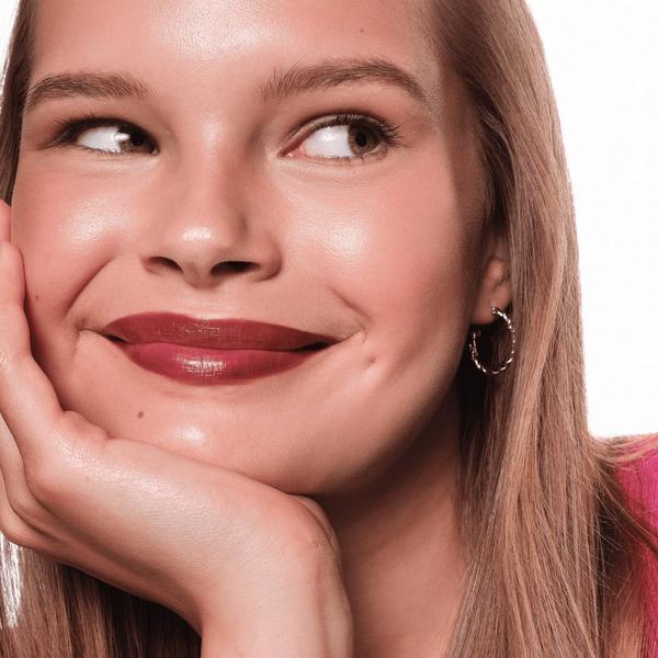 Essence Hydra Kiss Lip Tint #4