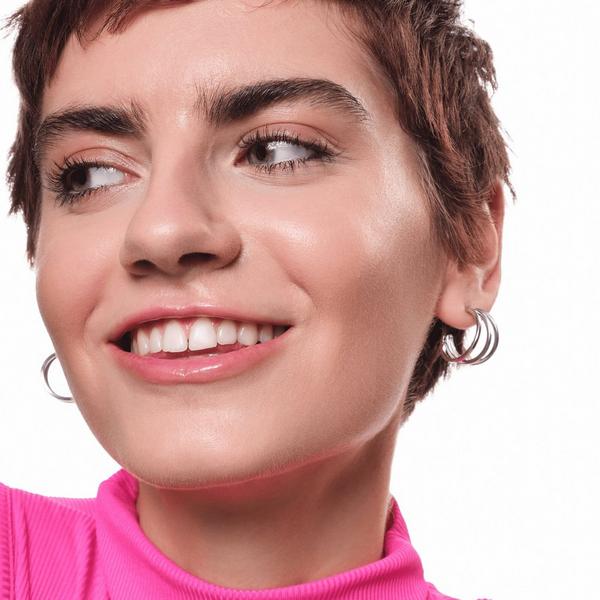 Essence Silky Blur Hydrating Longwear Concealer #4