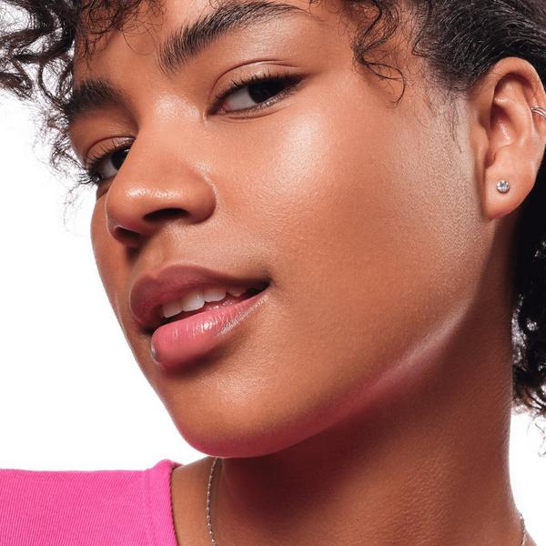 Essence Soft Touch Bouncy Glow #5