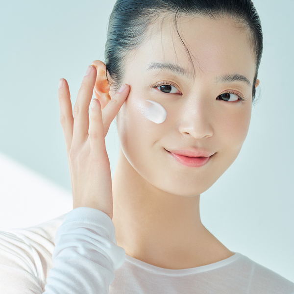 SKIN1004 Madagascar Centella Hyalu-Cica Water-Fit Sun Serum UV SPF50 #5