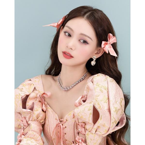 Flower Knows Strawberry Rococo Series Embossed Blush #3