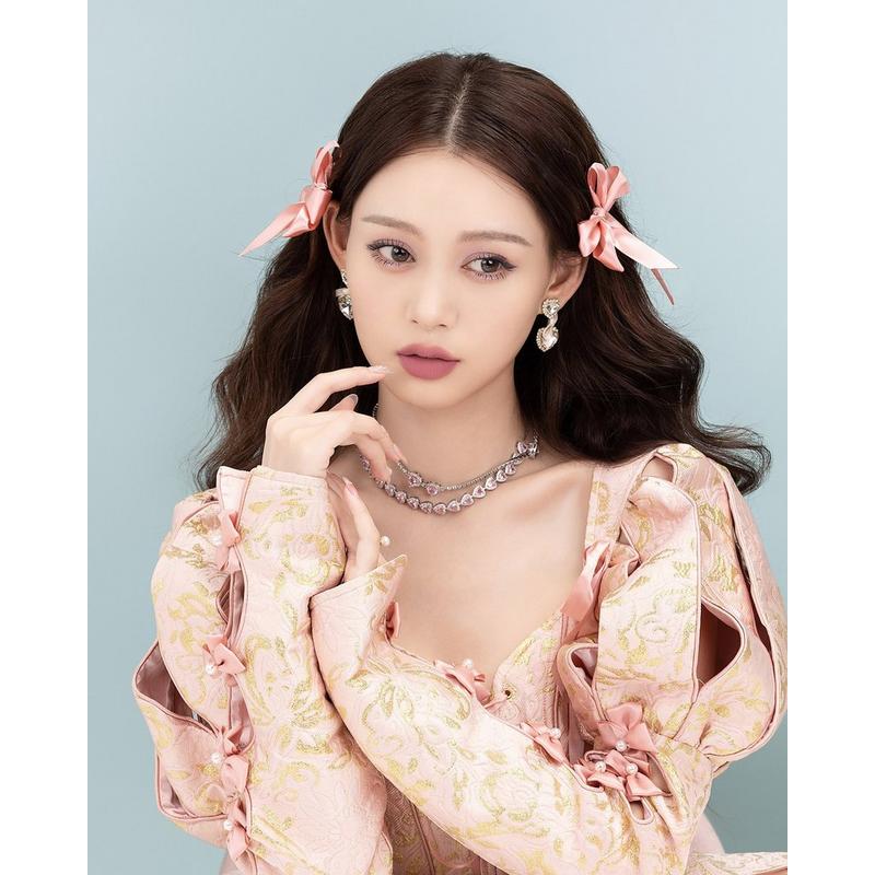 Flower Knows - S06 Tea Break Strawberry Rococo Series Cloud Lip