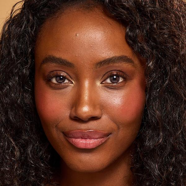 Revolution Beauty Superfix Glow Fixing Mist #7