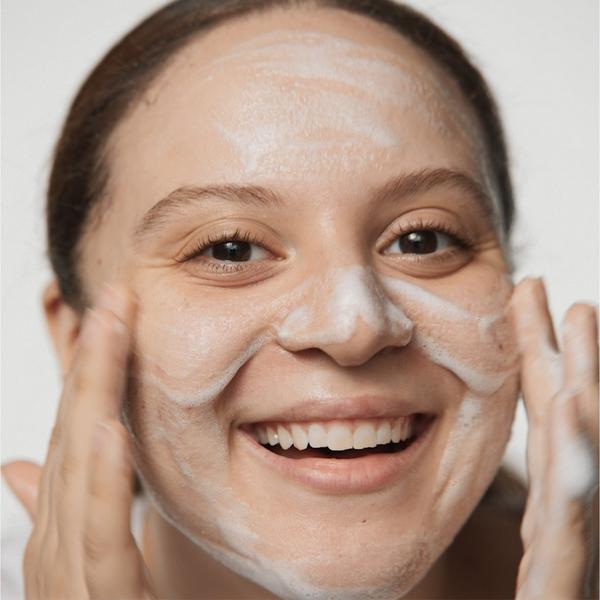 Clinique Clear Skin Routine: Mini Acne Solutions Skincare Kit #3