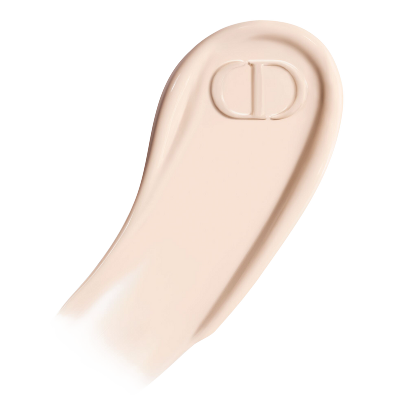 Dior - 00 Forever Skin Wear Blurring Natural Matte Foundation