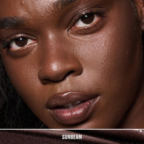 MAC Strobe Beam Bronzelighter Liquid Bronzer #3