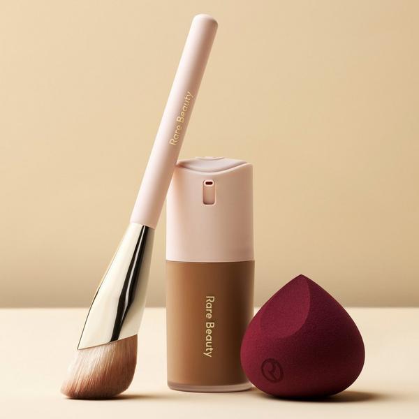 Brocha para base de maquillaje de tacto líquido 7