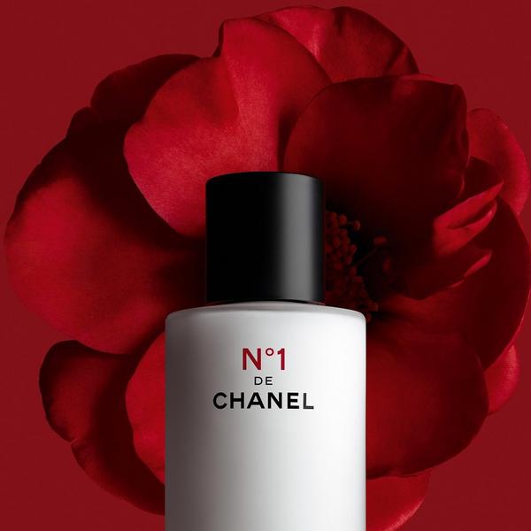 CHANEL N°1 DE CHANEL REFINING YOUTH EMULSION Refines Skin Texture - Mattifies - Smooths #6