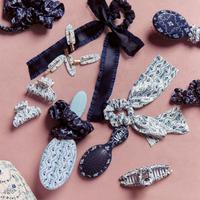 Wet Brush Wet Brush x Hill House Pink Flora and Blue Vine Stripe Creaseless Clips #4