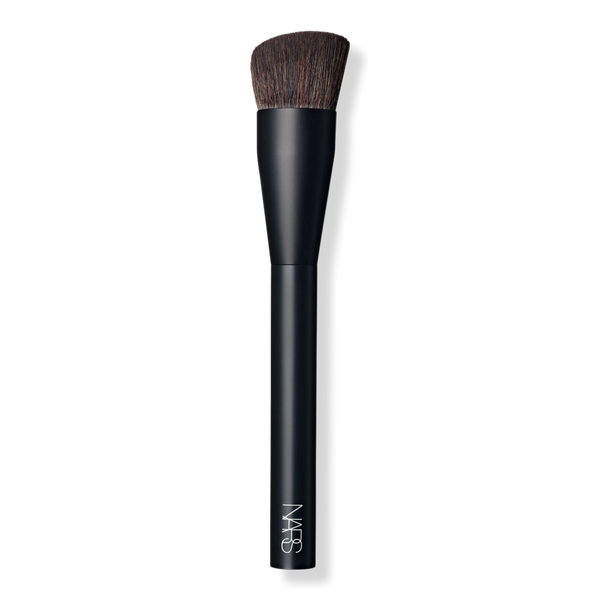 NARS #17 Cream Cheek Brush #1