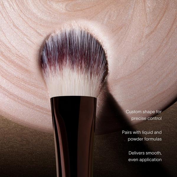 HOURGLASS No. 16 Highlighter Brush #3