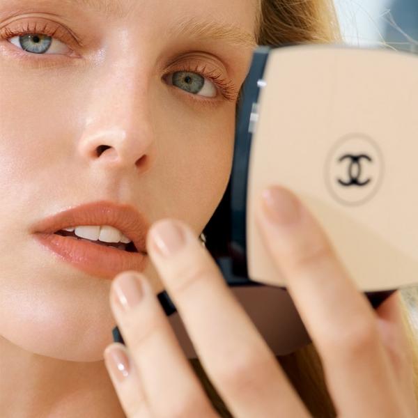CHANEL LES BEIGES Healthy Glow Natural Eyeshadow Palette #7