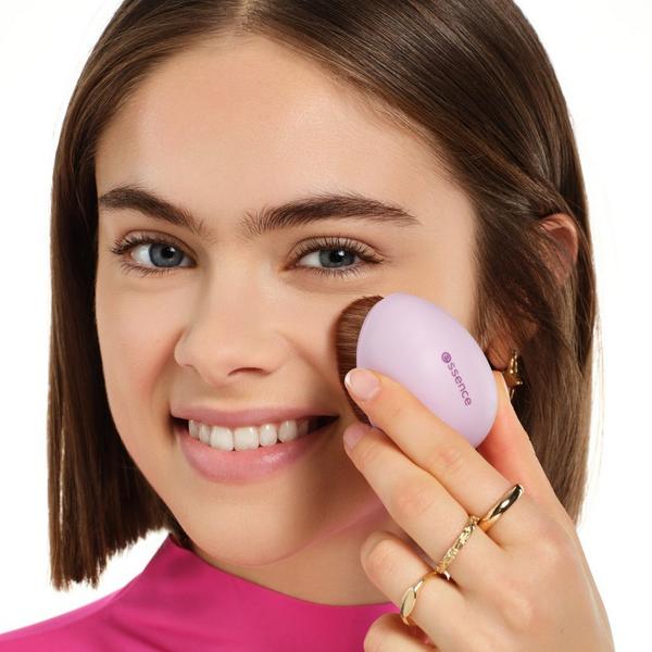 Essence Kabuki Buffer Brush #4