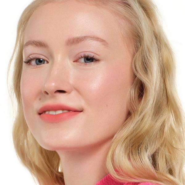 Essence Blur Soufflé Matte Lip Cream #5