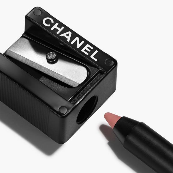 CHANEL LE CRAYON LÈVRES Precision Lip-Defining Pencil #3