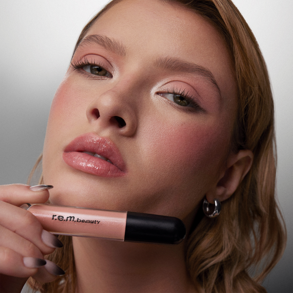 r.e.m. beauty Dangerous Woman Essential Drip Gloss Balm #5