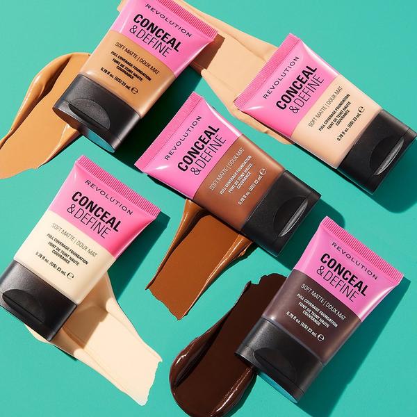 Revolution Beauty Conceal & Define Soft Matte Full Coverage Foundation #5