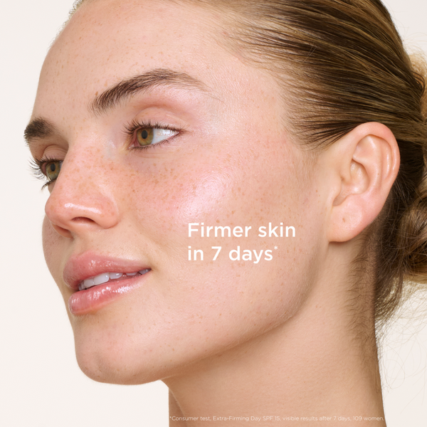 Clarins Extra-Firming Day SPF 15 Refillable Moisturizer #4