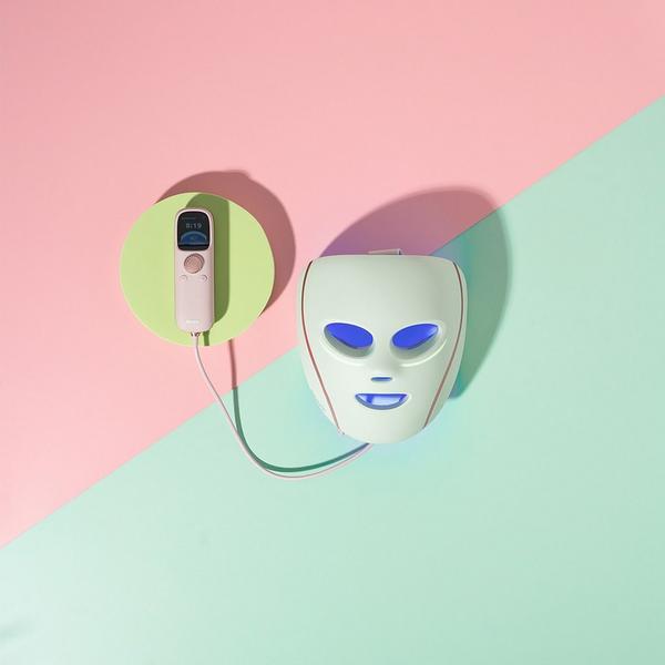 Shark Beauty CryoGlow Red Blue & Infrared iQLED Face Mask & Under Eye Cooling in Strawberry Matcha #3