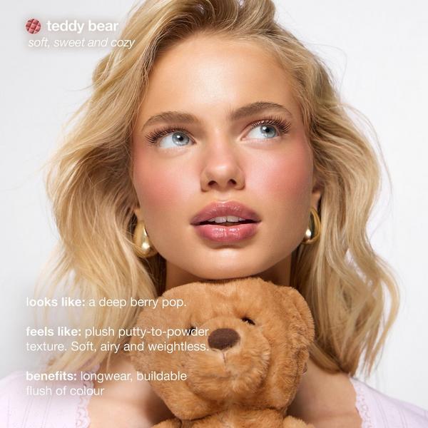 ICONIC LONDON Soft Touch Buildable Blurring Blush #8