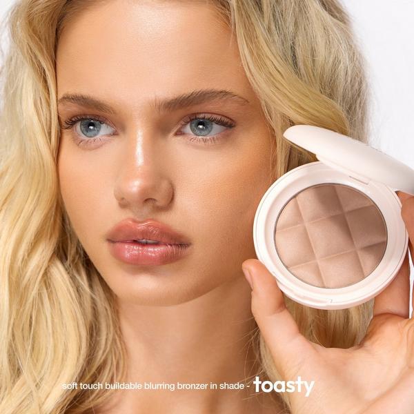 ICONIC LONDON Soft Touch Buildable Blurring Bronze #3